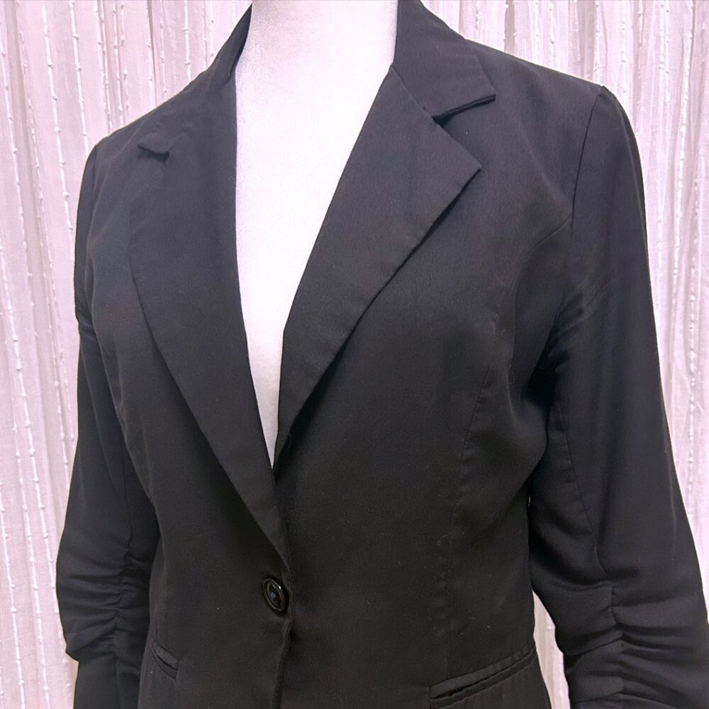 Cherish - Women's Black Blazer